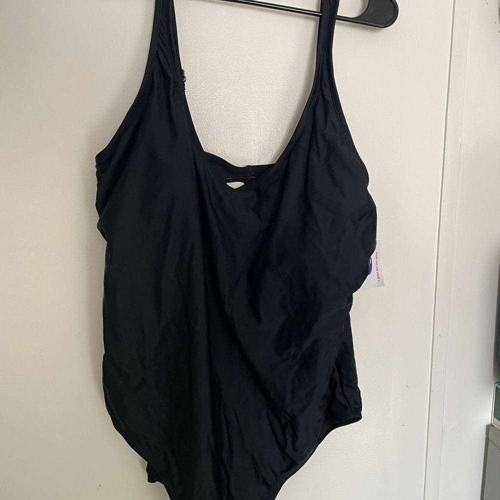 COPY - Women's Black Sleeveless Top